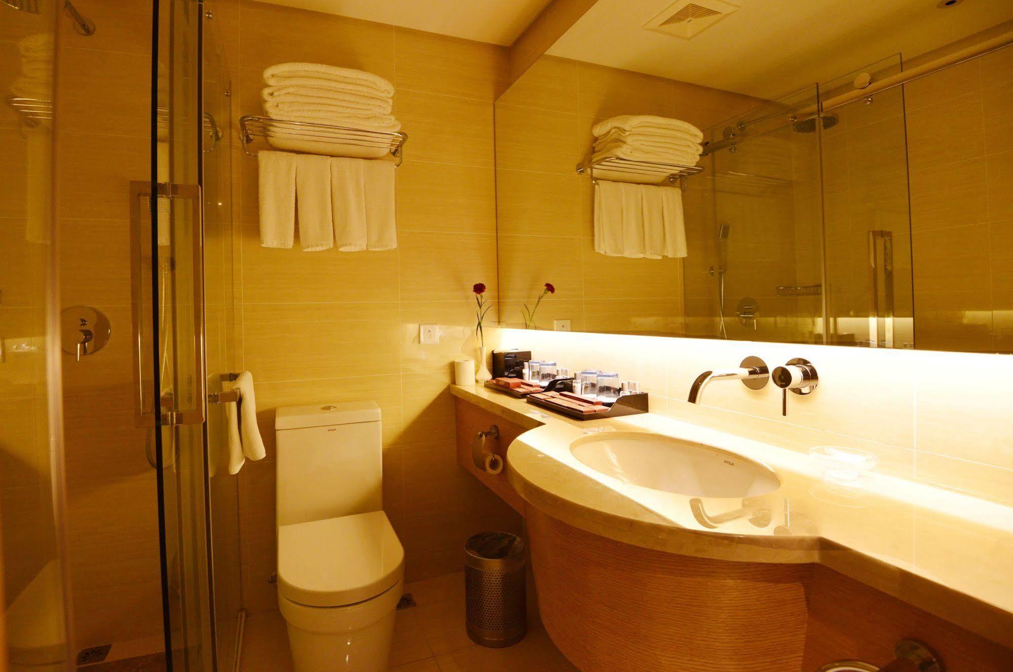 Qingdao Wu Sheng Guan Holiday Hotel Экстерьер фото